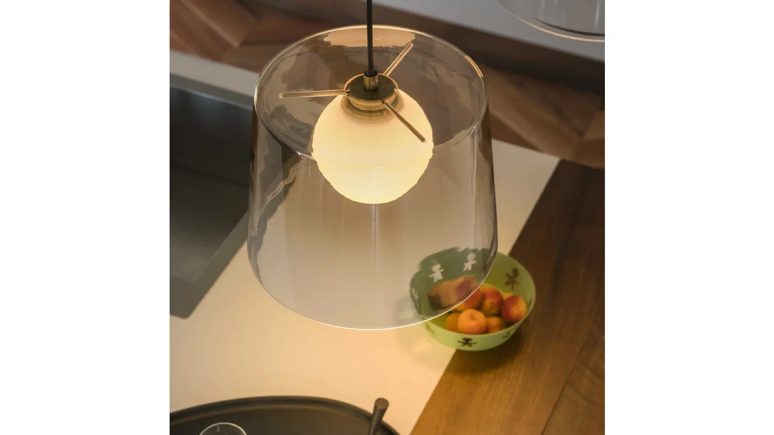 Lampada a sospensione Fade in vetro soffiato di Ideal Lux